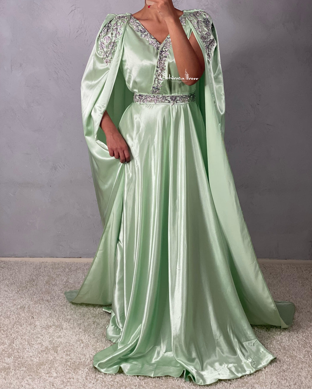 Modèle Shelya vert d’eau
